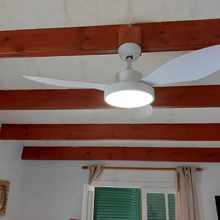 Con Piscina Y Terraza En Ciudadela De Menorca